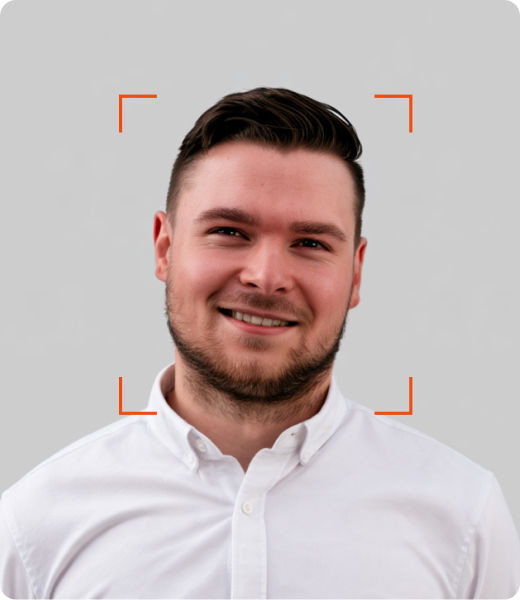 Zak Pashen, paid media, usual photo